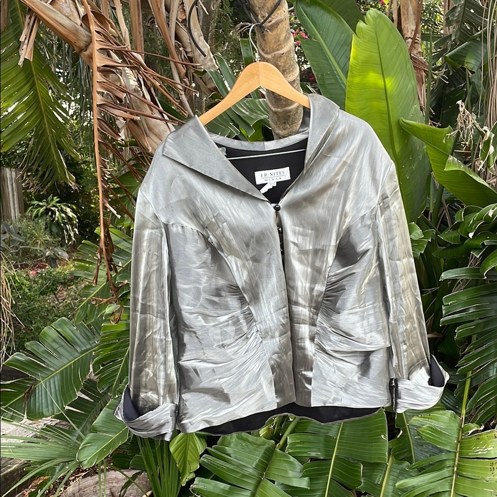 JR Nites woman, silver tissue jacket, or blouse three-quarter sleeve